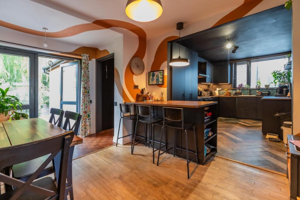 Main image of property: Cardiff Road, Dinas Powys