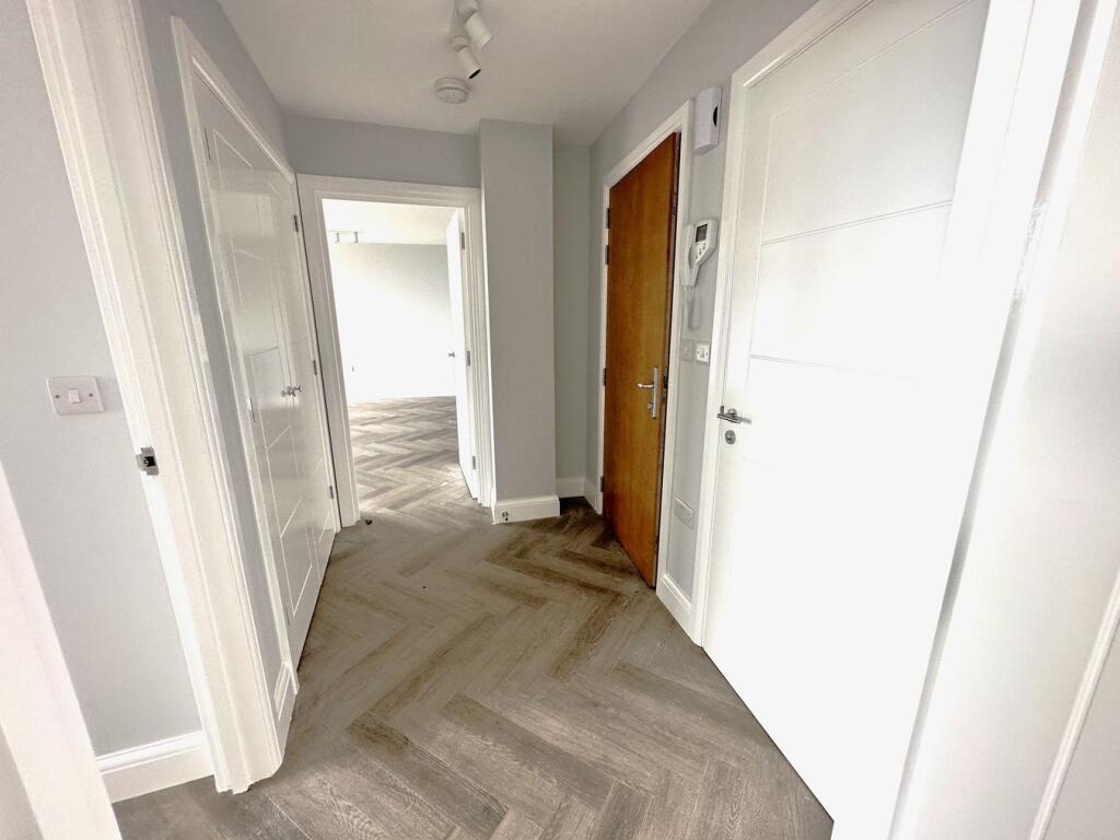 Apartment in Rother, Central, Bexhill-on-Sea - View 5