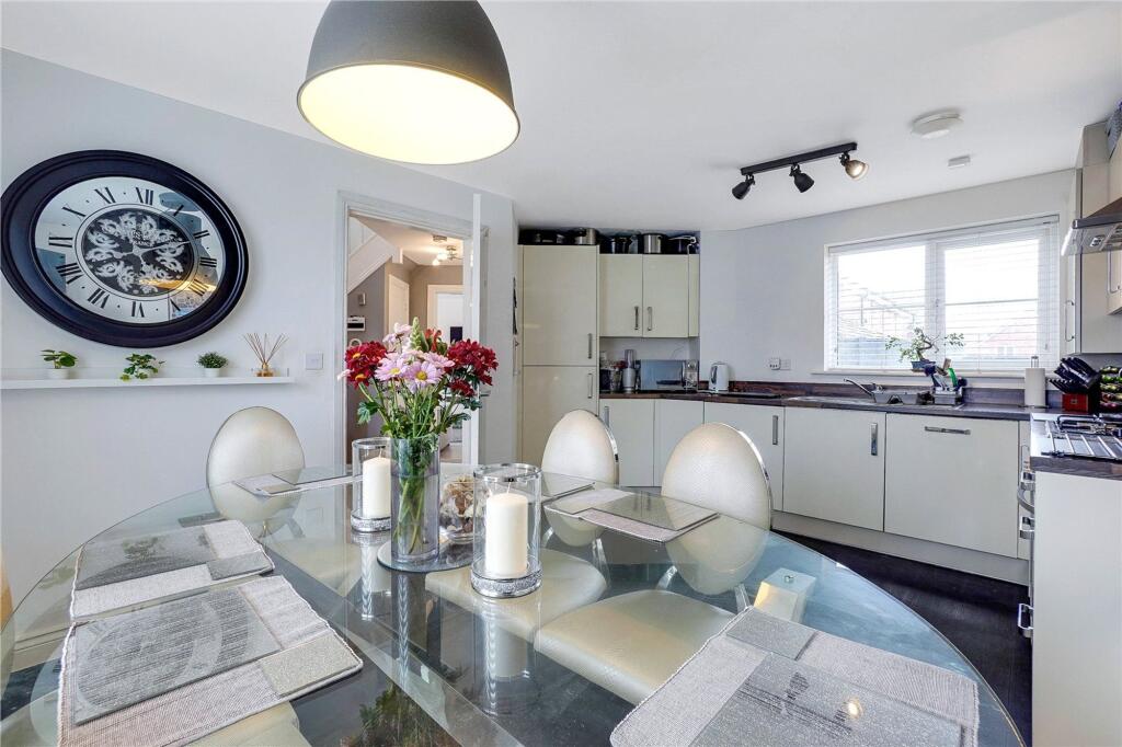 Laight Road, Maidstone, ME17 photo 3