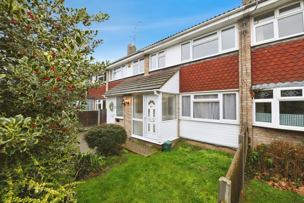 Main image of property: Chilham Close, Basildon, Essex, SS13