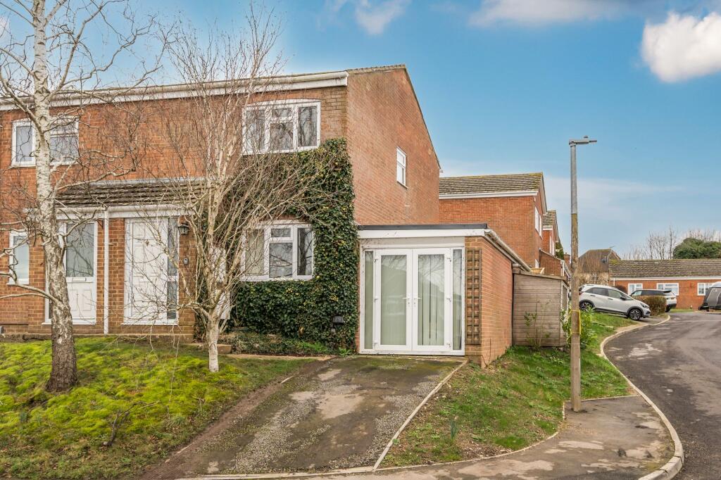 Main image of property: Robbins' Ridge, Amesbury, SP4