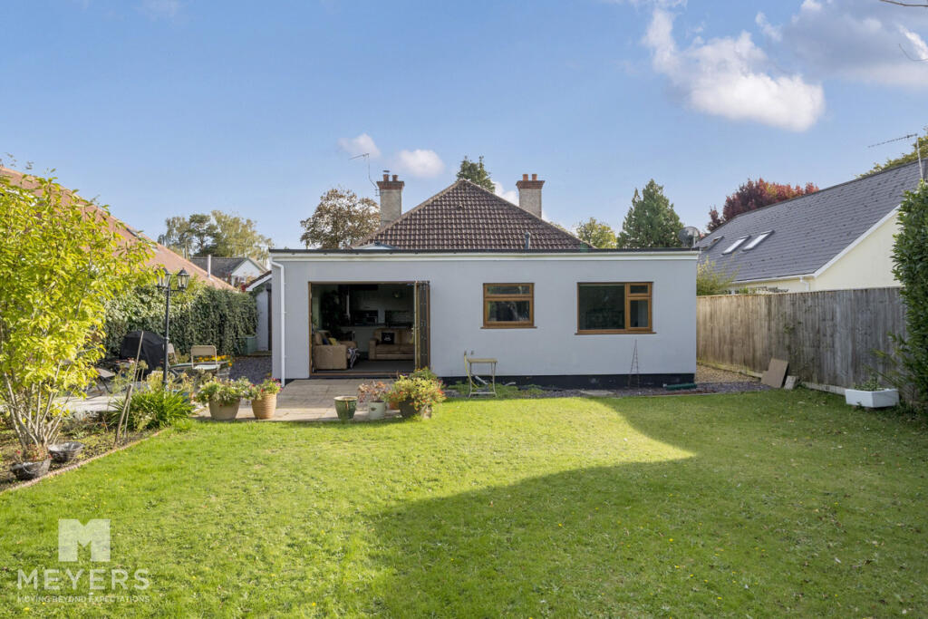 House in West Moors - View 4