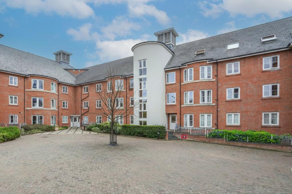Main image of property: Quakers Court, Abingdon, OX14