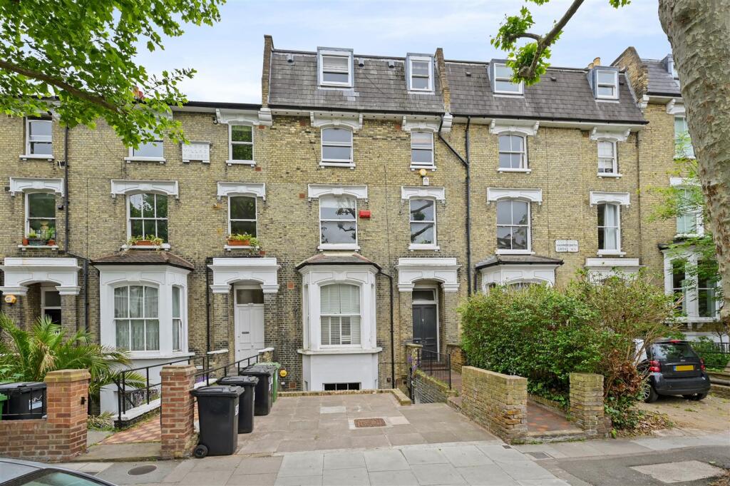 Apartment in London