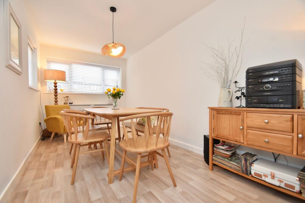 Duck Lane, St. Neots, PE19 photo 4