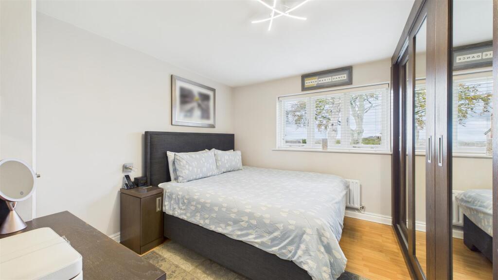 Additional image 7 of Ross, Rowley Regis