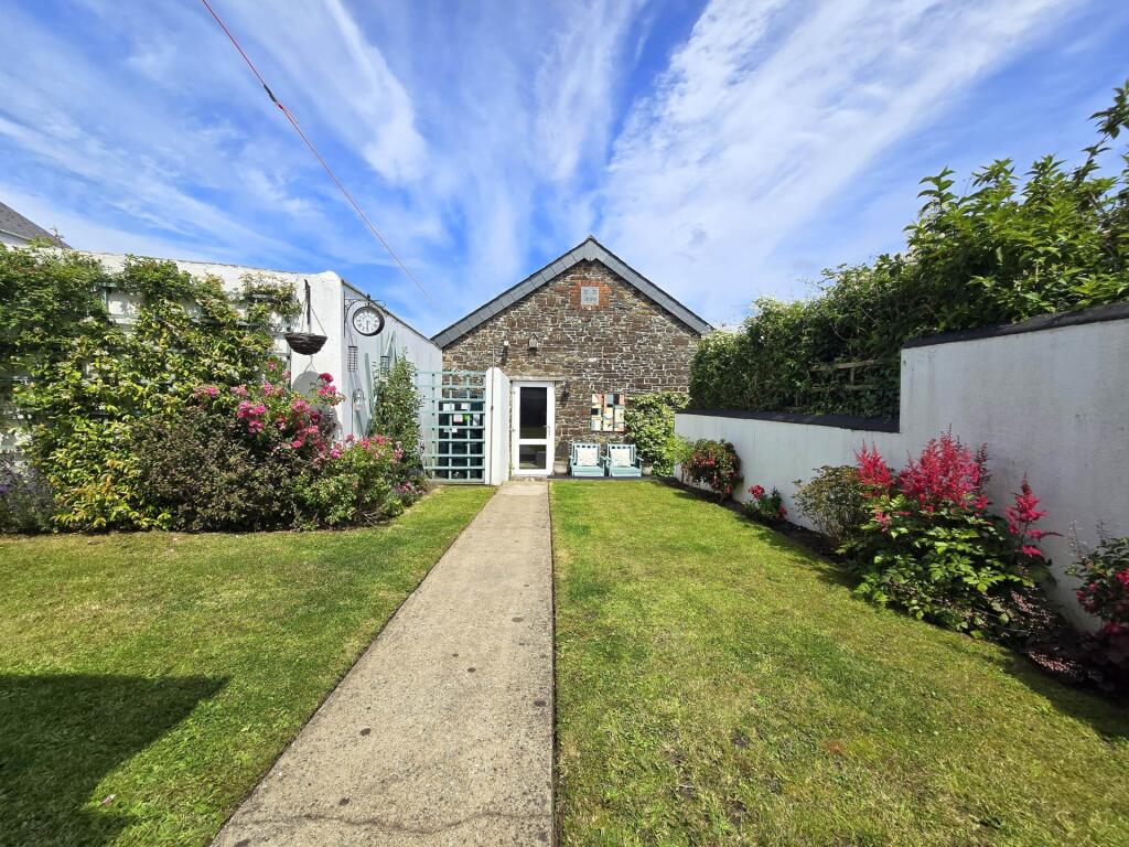 1, Barton Mews, Parkham photo 2