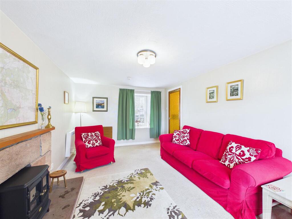 Main image of property: 22 The Square, Grantown on Spey