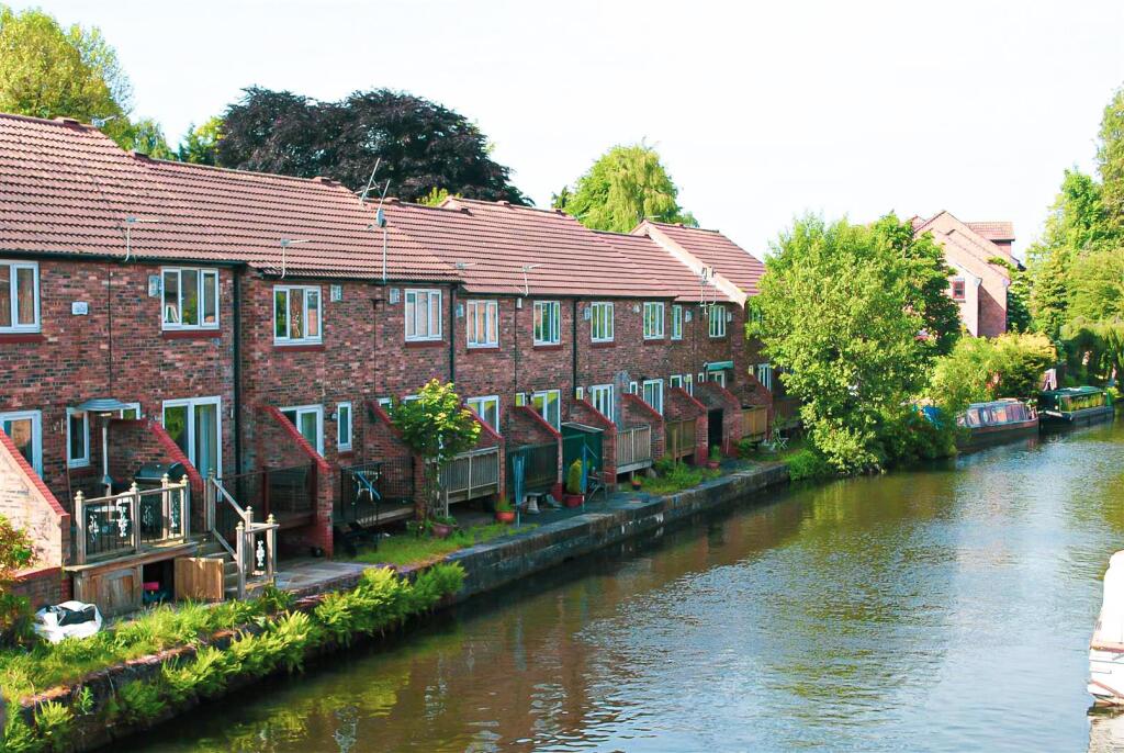 Main image of property: Birchdale Road, Appleton, Warrington, WA4