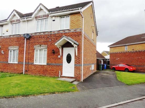 Main image of property: Lees Park Ave, Droylsden, Manchester, M43