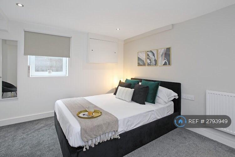 Main image of property: Longfield Terrace, Wakefield, WF2