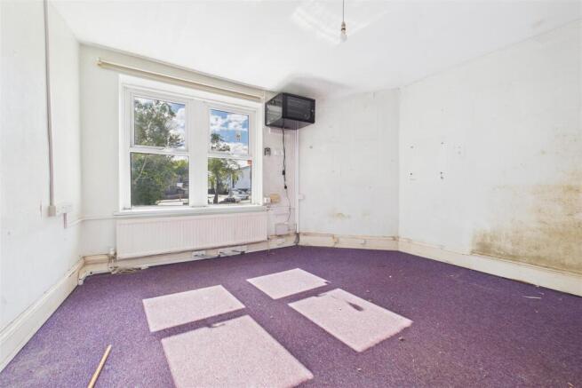 31 Lyndale Road, St George, Bristol BS5 7AA | Free