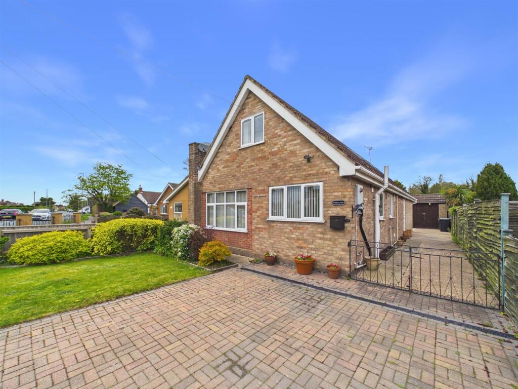 4-bed detached on Keeling Street, North Somercotes, Louth, £275,000
