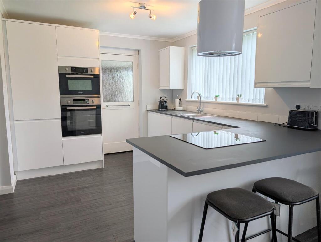 6 Pantulf Road, Wem, Shrewsbury, SY4 5LT photo 2