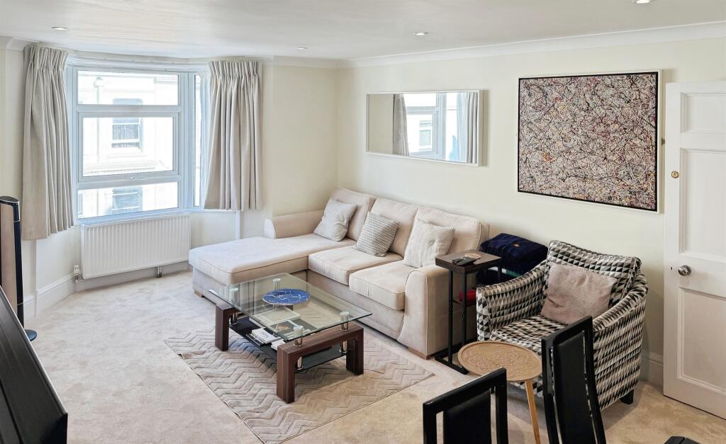 Apartment in Brighton, Kemptown - View 4