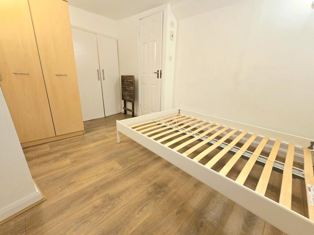 Main image of property: Offord Road, Islington