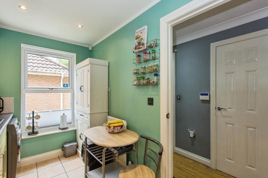 House in Preston, Brownedge, Bamber Bridge - More