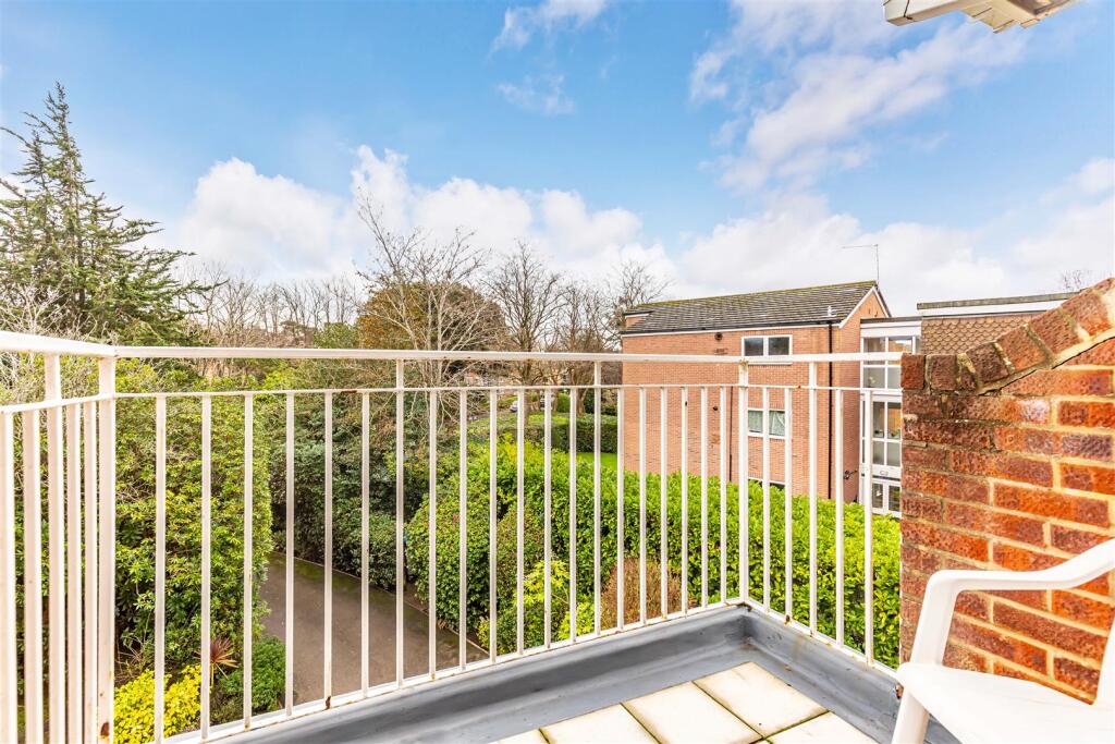 Main image of property: 5 Grosvenor Road, Westbourne, Bournemouth