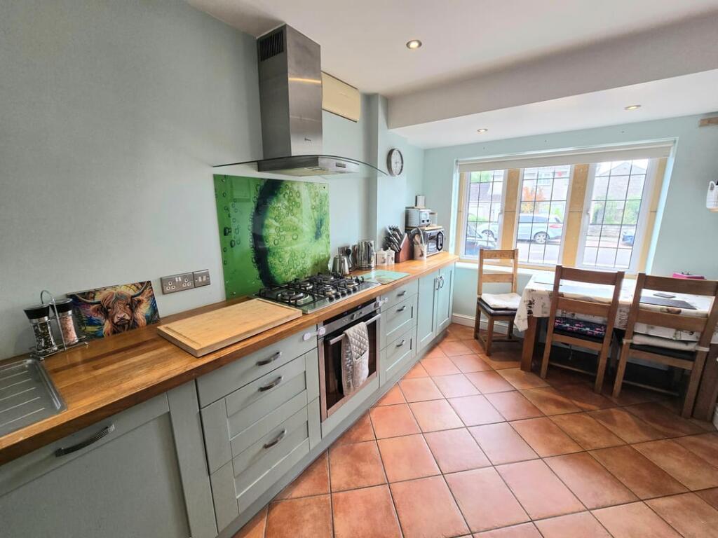House in Huish Episcopi, Wearne - More