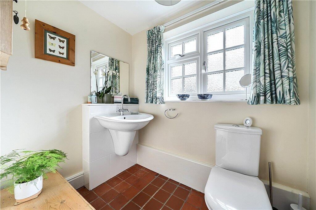 House in Southampton - More