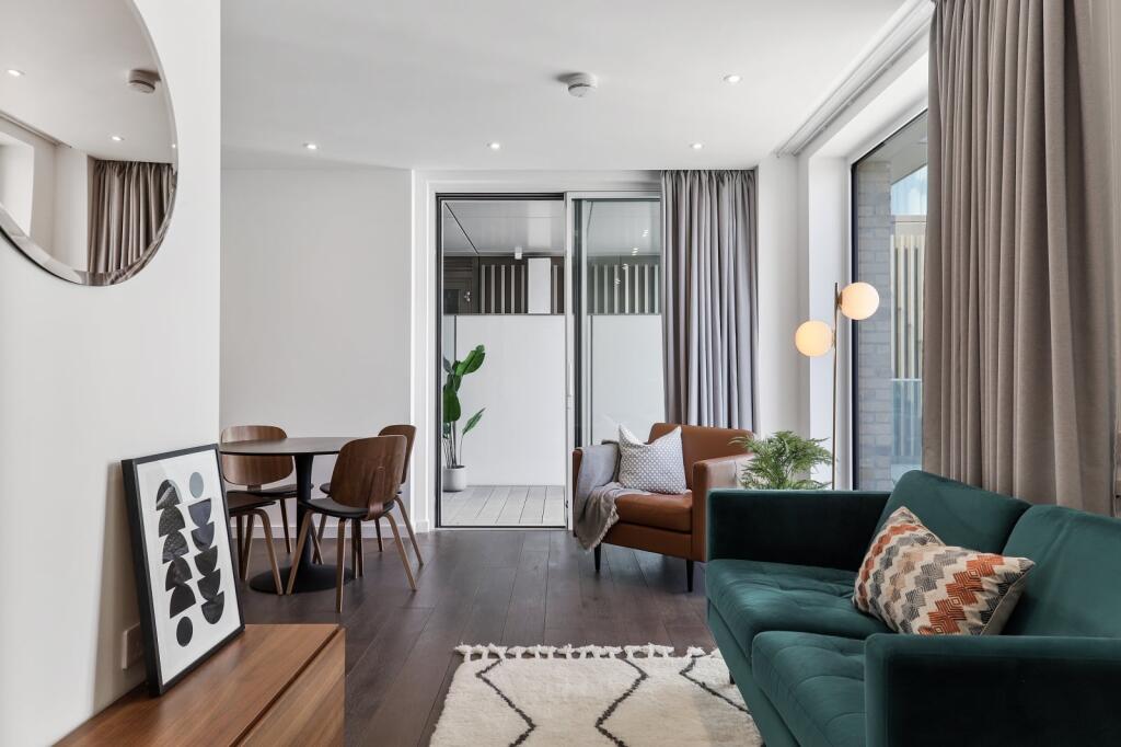 Main image of property: Laurel Point