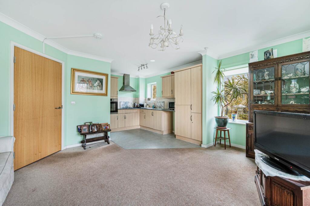Greenrod Place, Clayponds Lane, Brentford photo 4