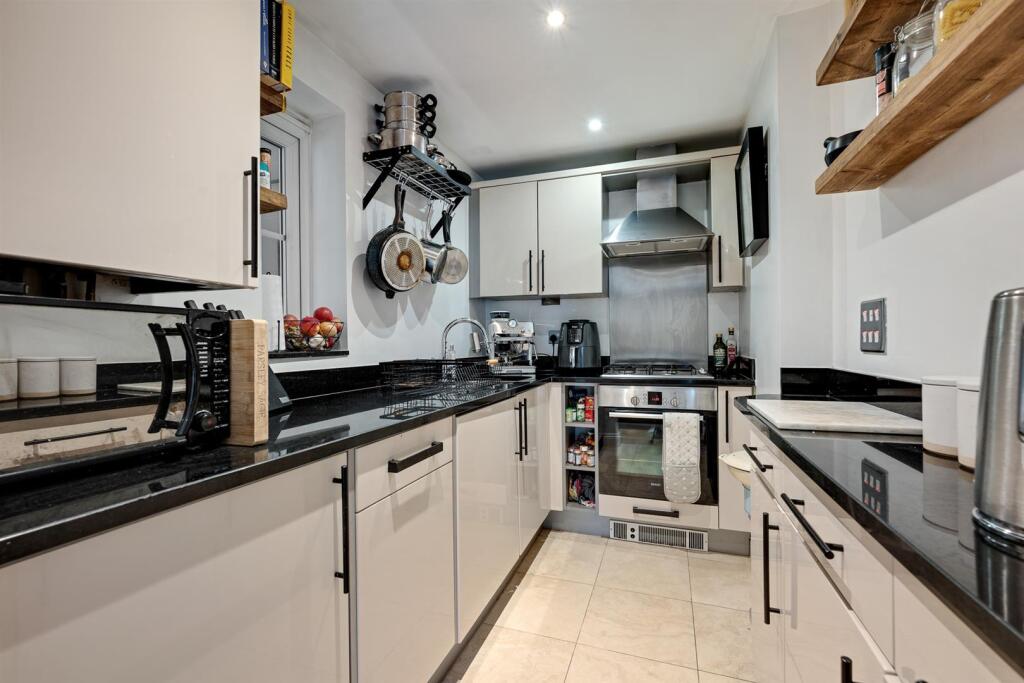 Lansdowne Road, Bromley photo 4