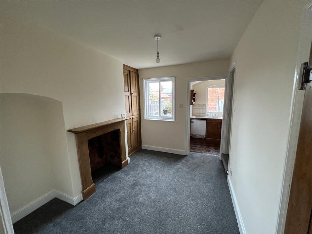 House in Nottingham - View 3