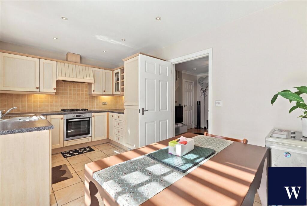 House in London - View 3