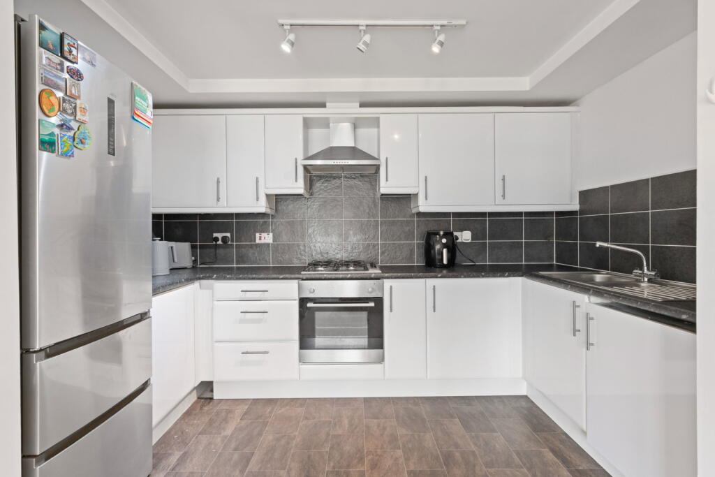 Apartment in Edinburgh, West Lothian - View 4