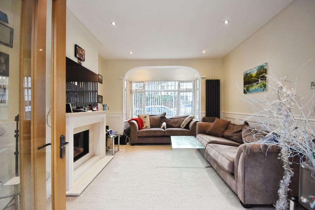 House in Romford - View 5