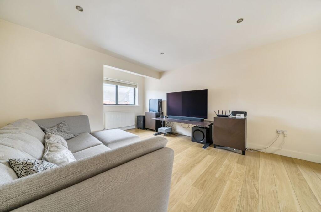 Apartment in Kempston, Bedford - More