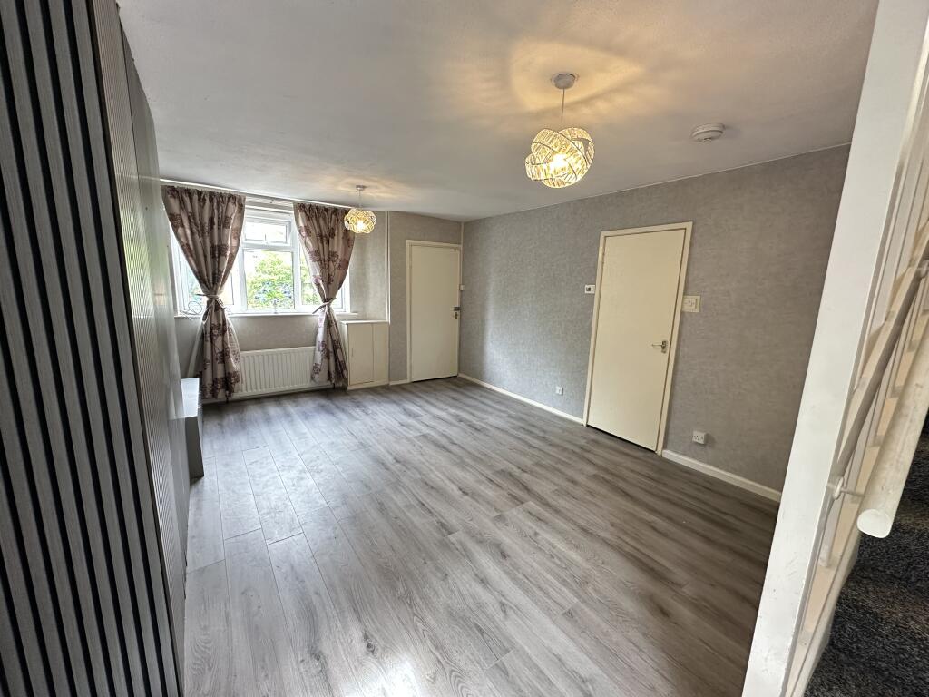 House in South Staffordshire, Featherstone - View 3