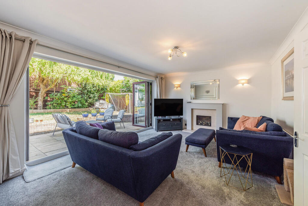House in Southampton - View 3