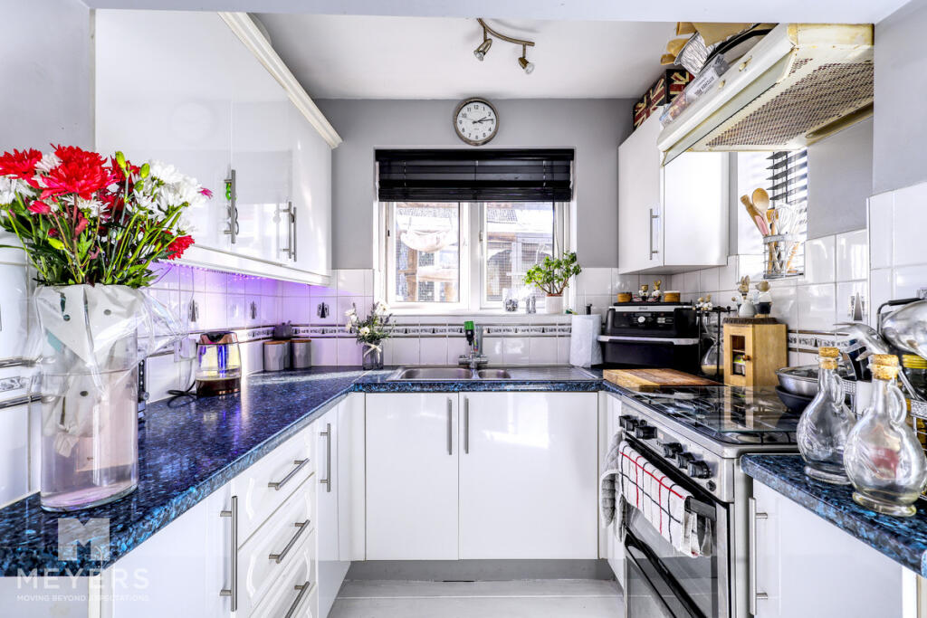 Gladstone Road, Bournemouth, BH7 6 - View 3