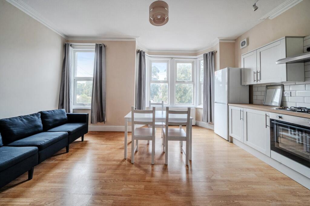 Apartment in London, Mitcham - More