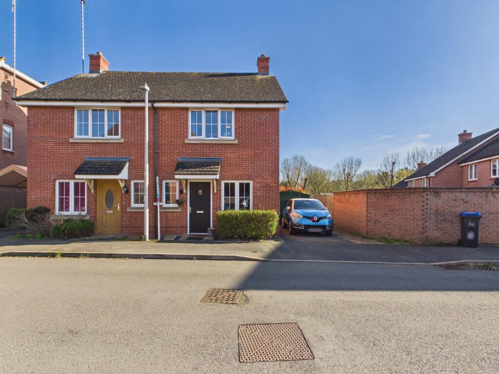 Main image of property: MANDERS CROFT, SOUTHAM, WARWICKSHIRE, CV47