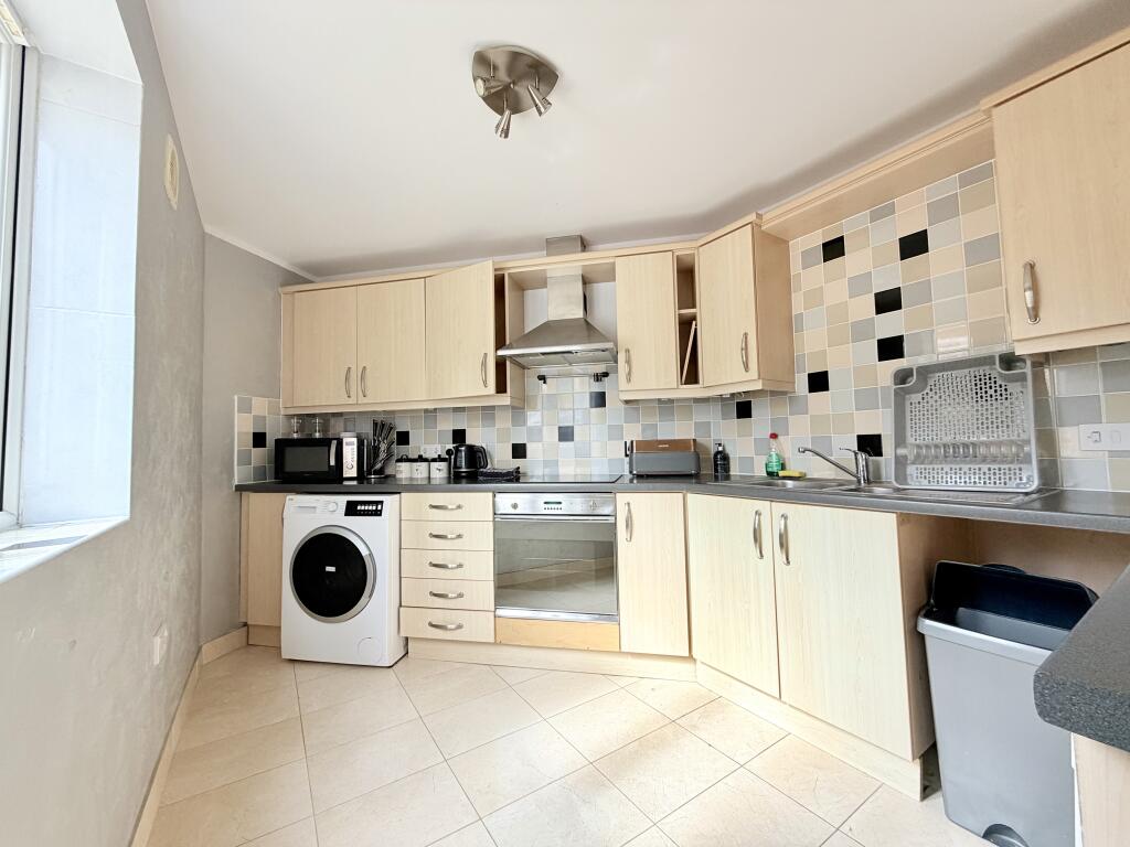 Apartment in Northampton, Raunds - View 4