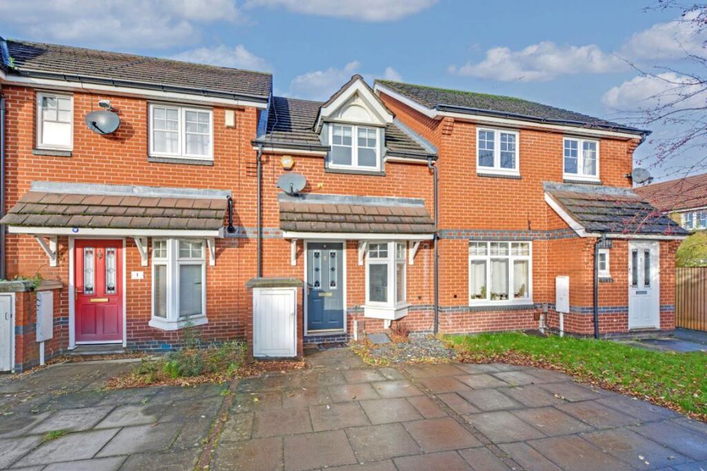 Main image of property: Songthrush Avenue, Basford, Nottingham, NG6 0NH