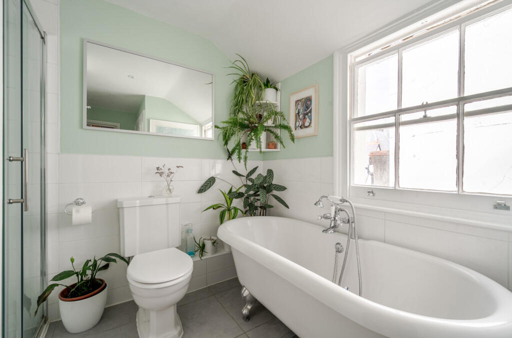 Apartment in Hove, Brighton and Hove - More