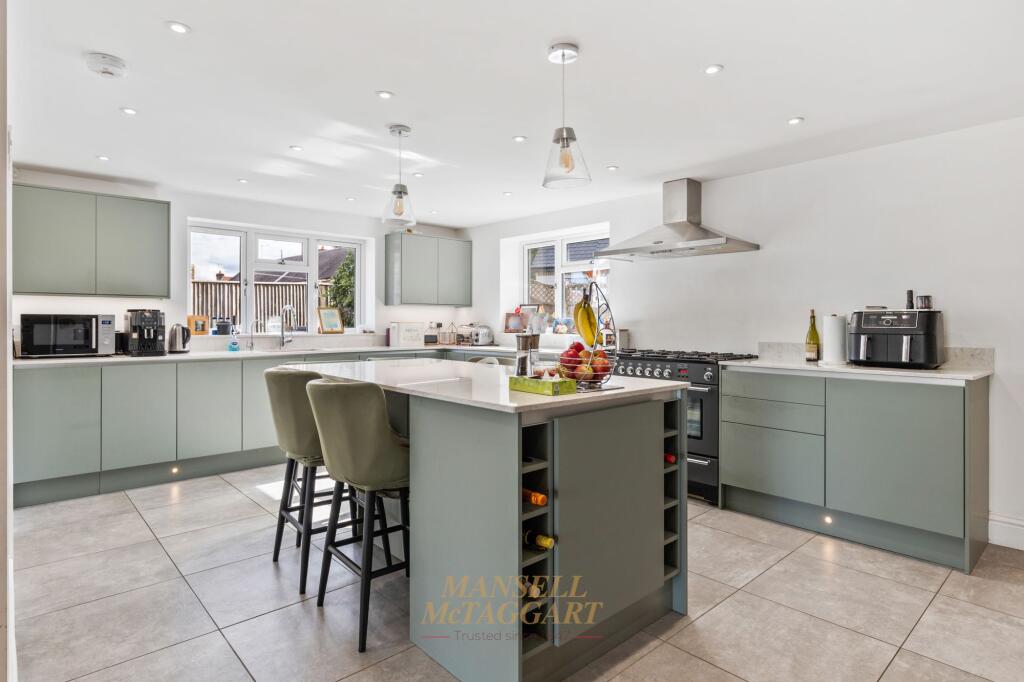 House in Redhill - View 3