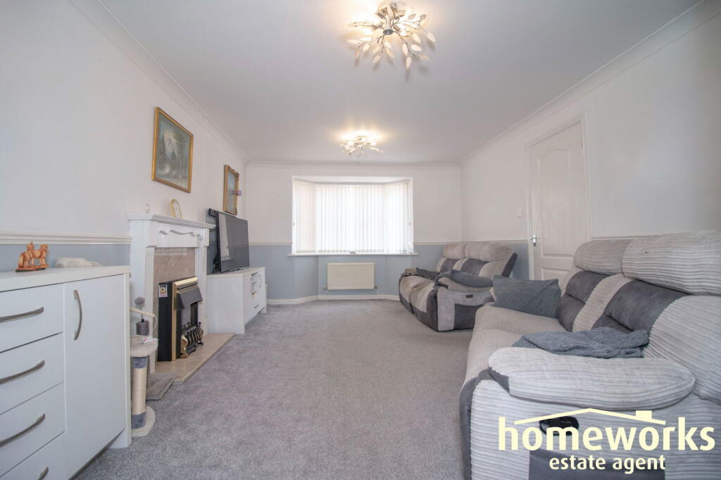 De Havilland Road, Dereham, NR19 photo 2