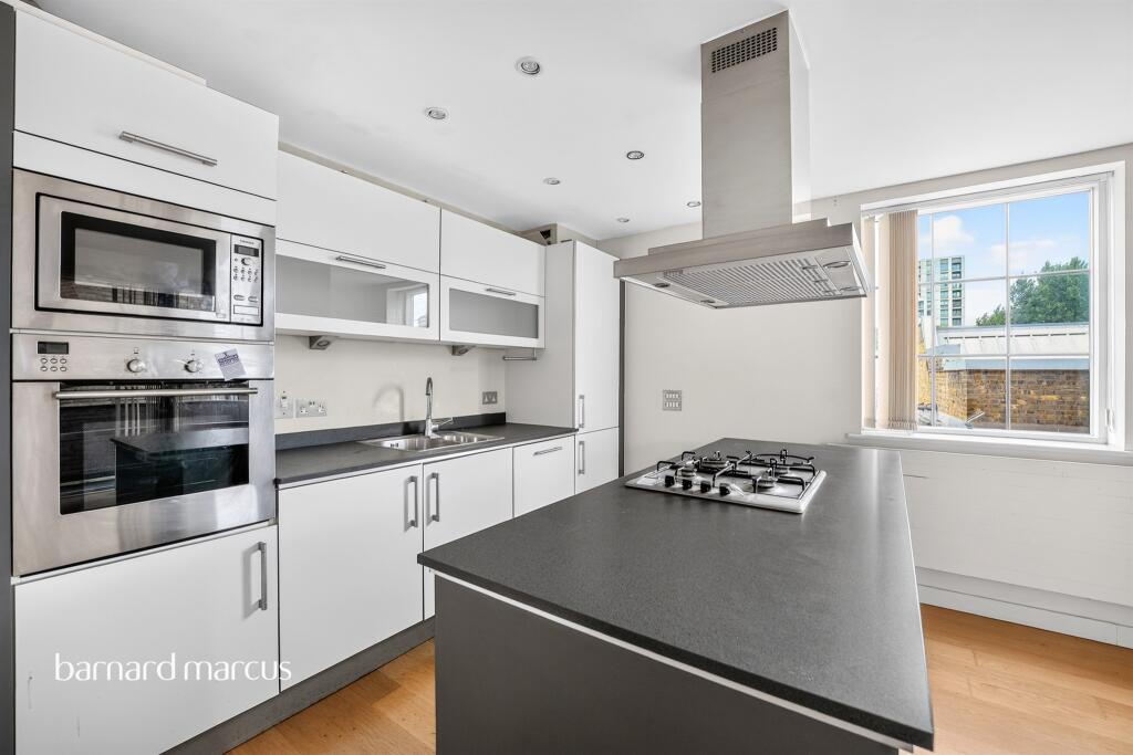 Apartment in London - View 4