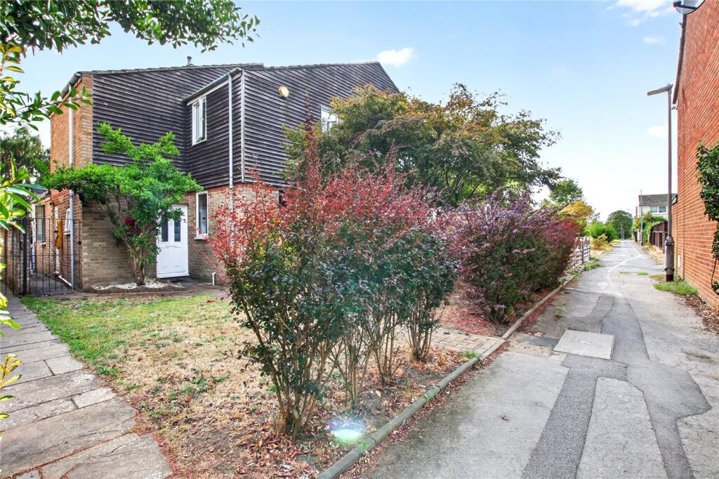 Main image of property: Lauradale, Bracknell, Berkshire, RG12