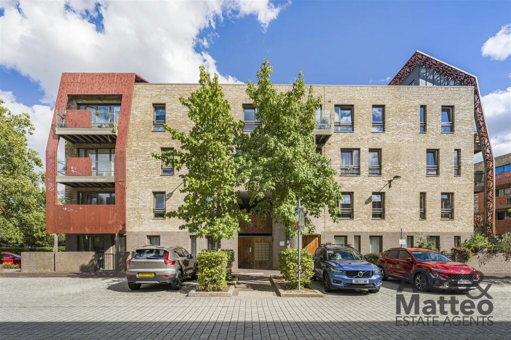 Main image of property: Redwood Park, Canada Water, SE16