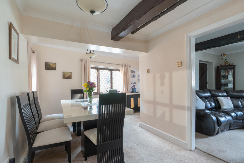 Tarporley Road, Stretton photo 4