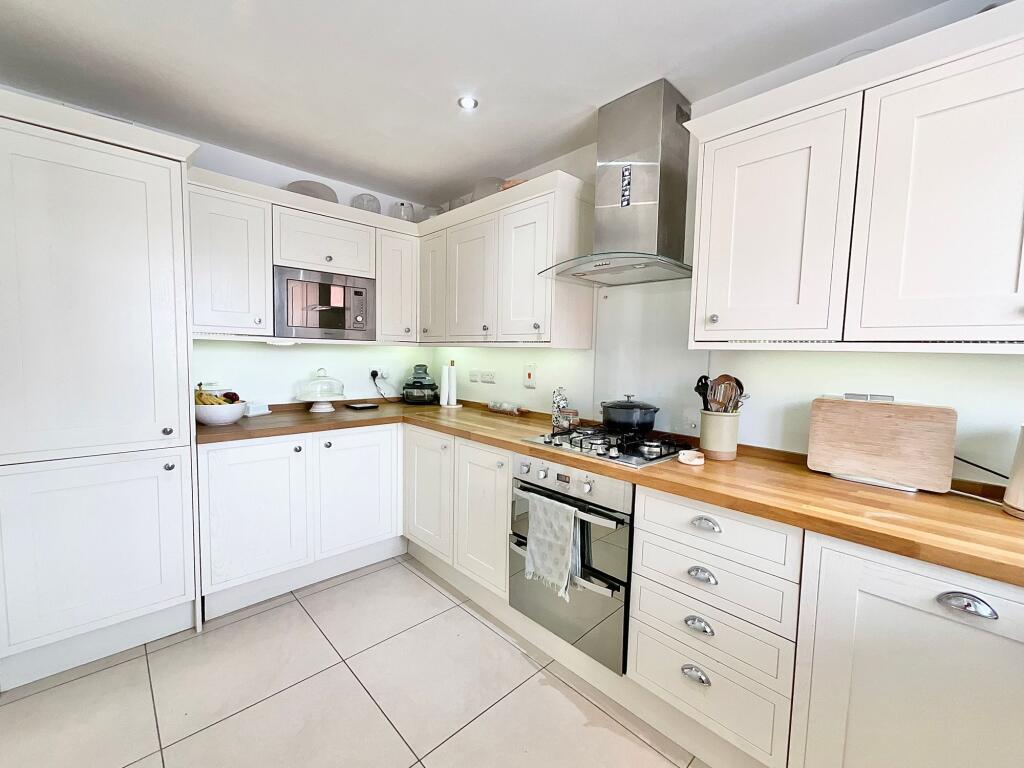 Stone Road, Uttoxeter, ST14 photo 3
