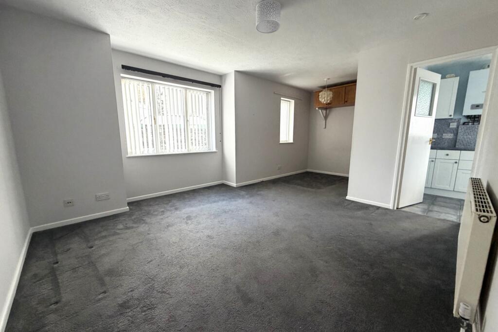 Apartment in Dover, Deal - View 2