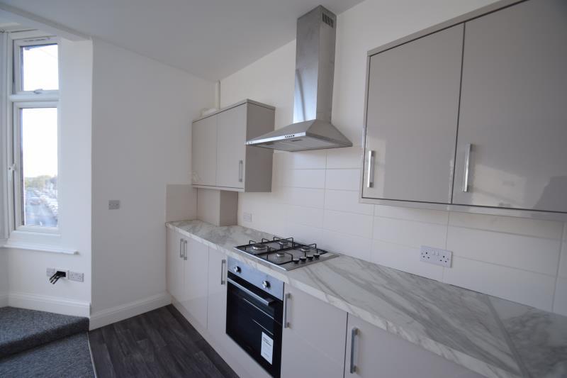Apartment in Southend-on-Sea - View 2