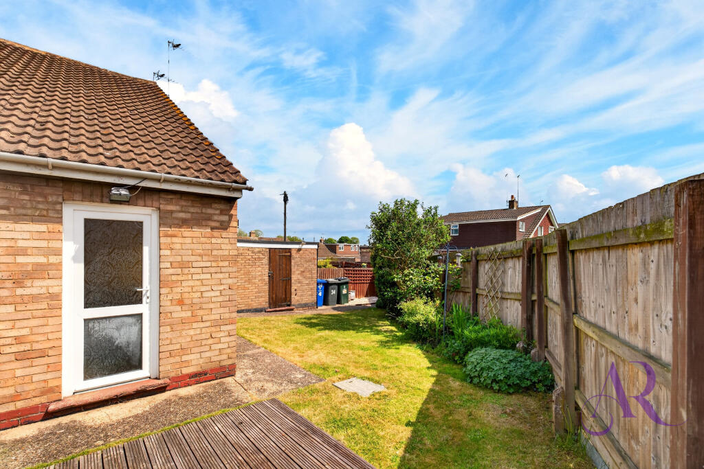 House in Roade, West Northamptonshire - View 4